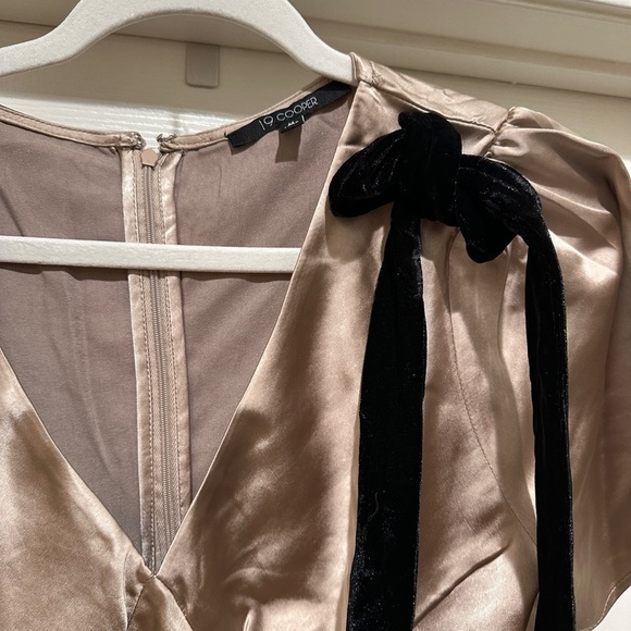 19 Cooper Velvet Bow Trim Satin Dress - Picture 4 of 5